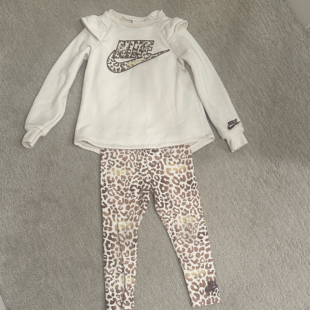 Girls Nike White Long Sleeve with Leopard Print Leggings